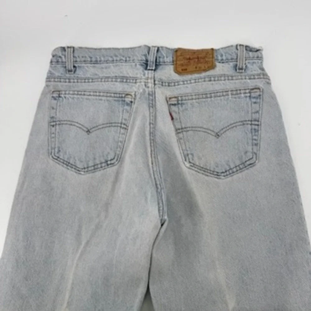 Vintage Y2K Levi's 550 Relaxed Fit Tapered Leg‎ Mens 34x32 Light Wash USA Made